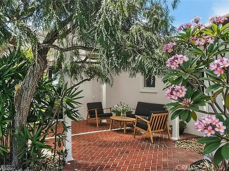 428 Cabrillo Ter — Photo 13