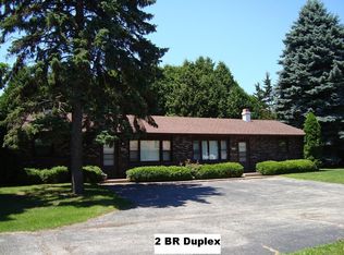 906 18th St, Zion, IL 60099