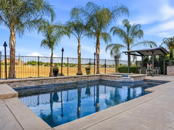 1607 Redmond Dr, Rocklin, CA 95765
