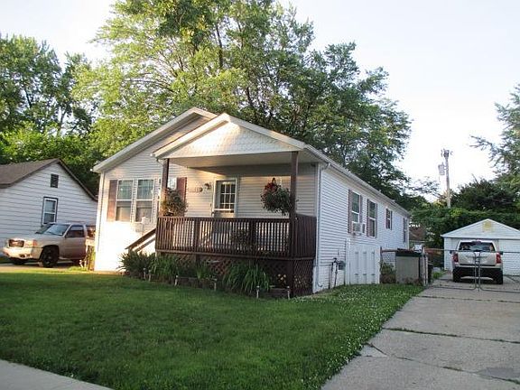 3rd image of 21618 Lakeview St