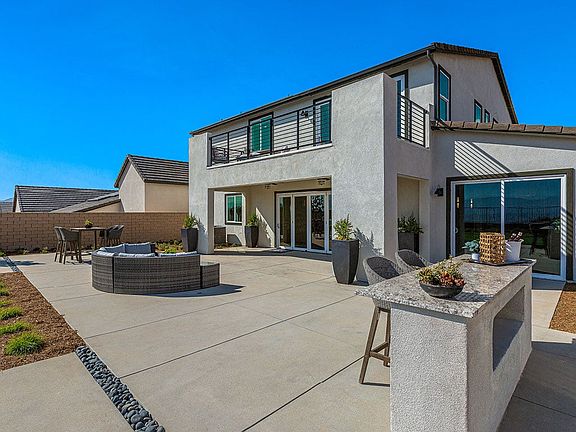 WR Ridgeline Plan 15 Model Home