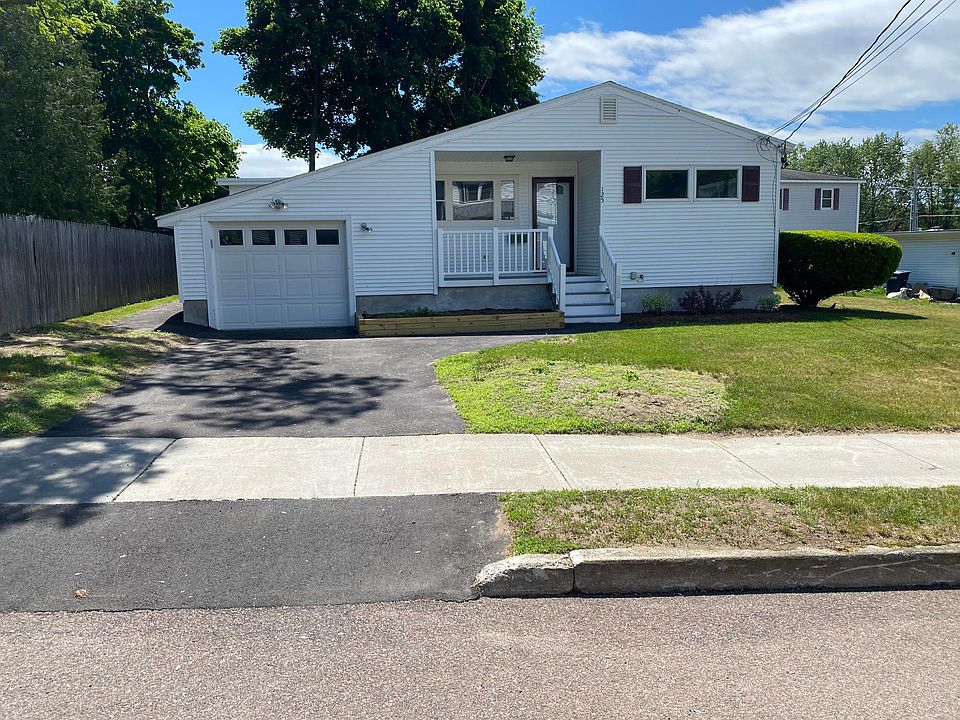 Charming ranch in quiet family neighborhood