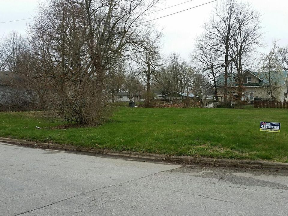 2nd image of 99 Hannah Dr