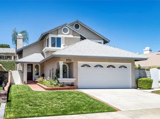 28755 Raintree Ln, Santa Clarita, CA 91390