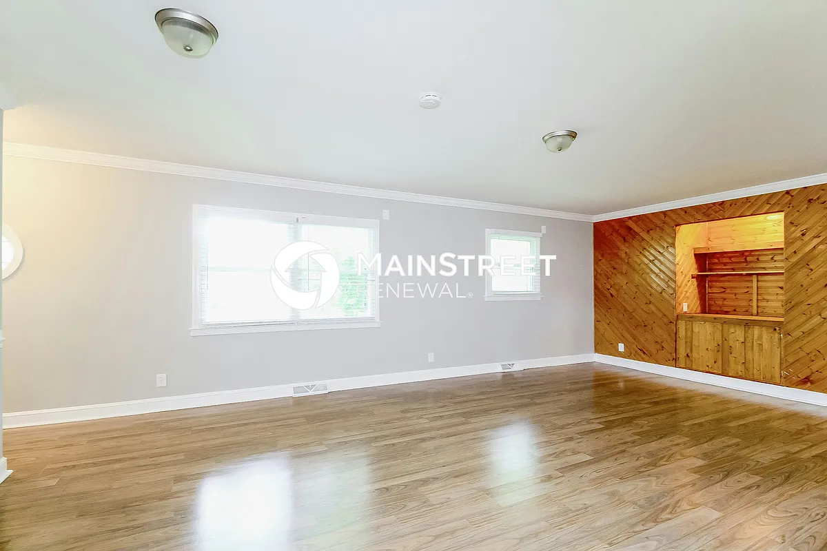 Living Room - 4130 Davbow Dr
