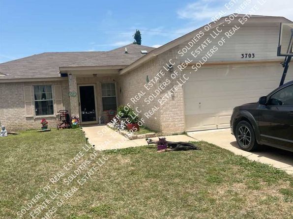 3703 Fieldcrest Dr