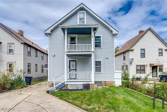 14300 Darwin Ave — Photo 3