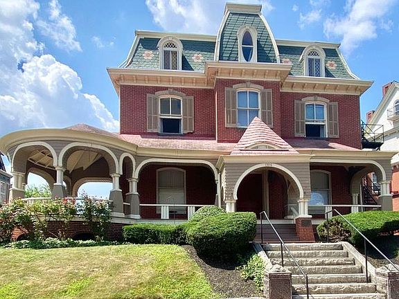 2nd image of Delaware Ave #1306