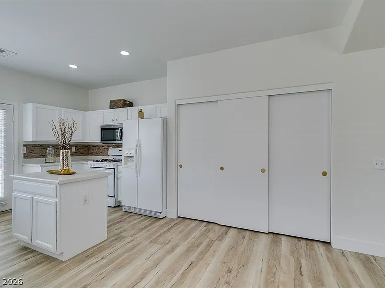 10959 Pumpkin Ridge Ave — Photo 43