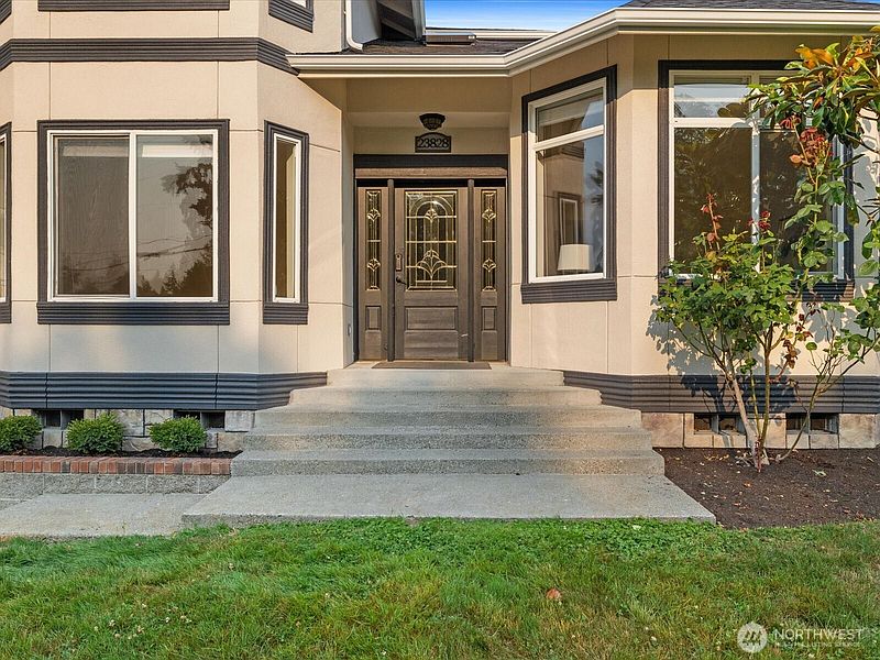 4th image of 23828 51st Avenue SE