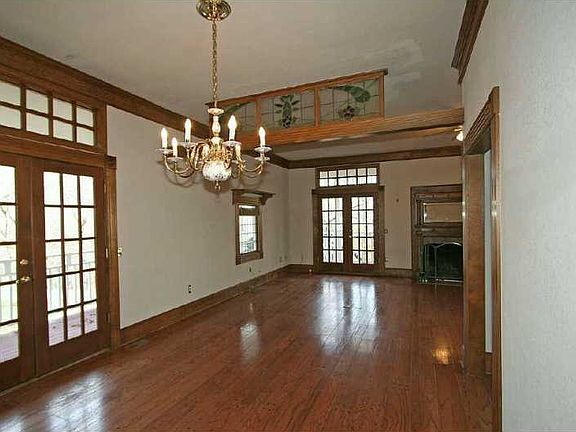 4th image of 1535 Edgewood Ln