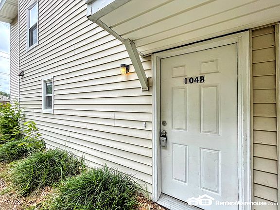 2nd image of 104 S Boggs Ave #B