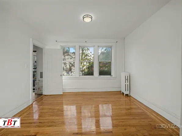 1551 East 32nd Street image 12 of 16