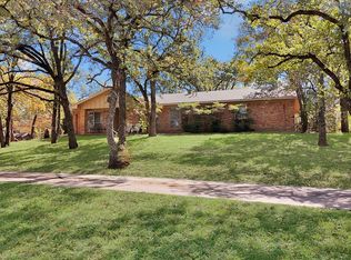 3925 Trisha Val Ct, Arlington, TX 76016