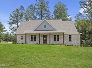 304 Pine Ridge Dr, Petal, MS 39465