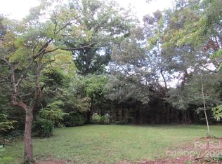 9999 Caledonia Rd, Asheville, NC 28803