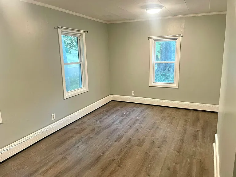 106 Webster St #2 — Photo 8