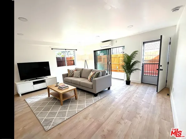 2106 Pisani Pl APT 1, Venice, CA 90291