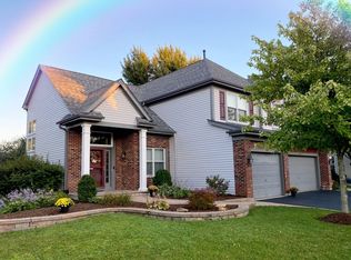 1789 Somerfield Ln, Crystal Lake, IL 60014