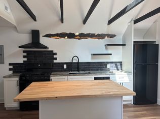 2499 Professor Ave APT 2, Cleveland, OH 44113