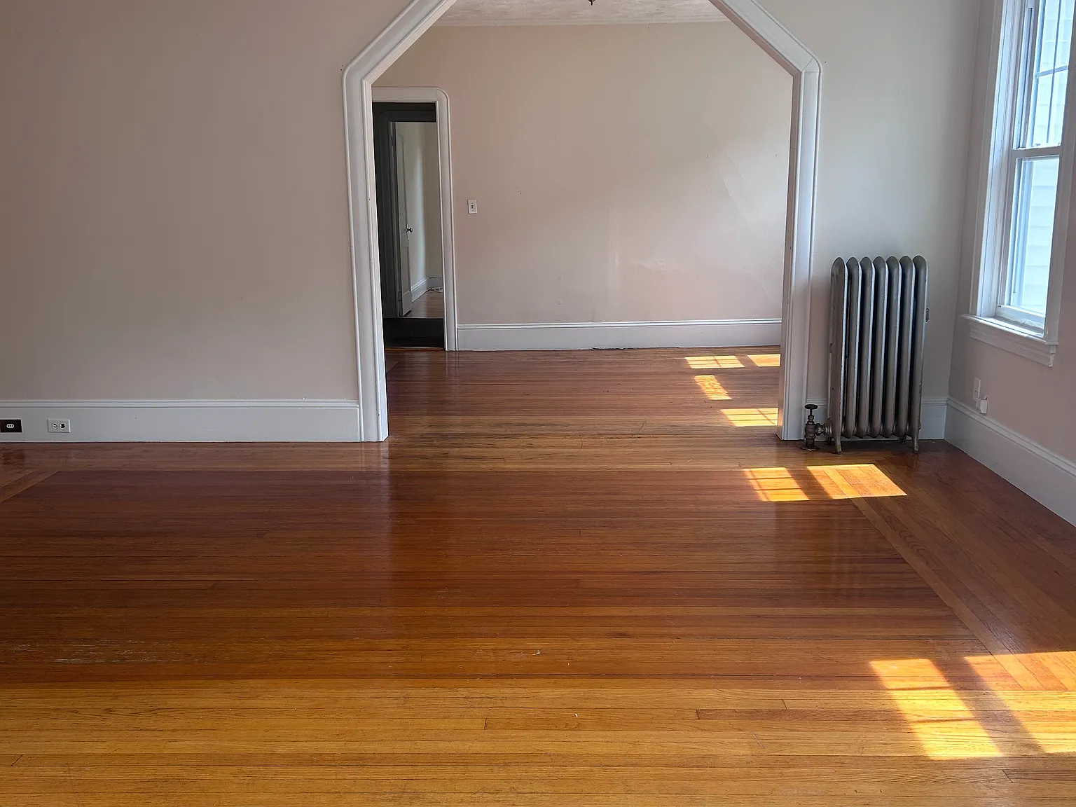 4 bed, 2756 sqft, $3,100 — Photo 2