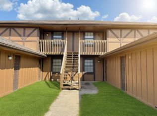 2100 SW 9th St, Blue Springs, MO 64015