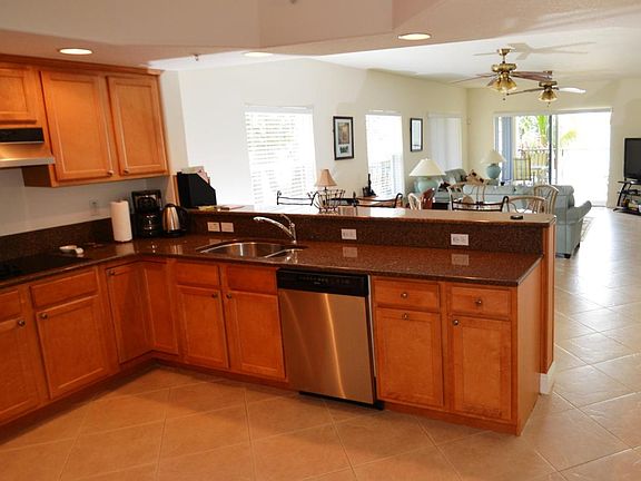 2nd image of 161 Majestic Bay Ave Unit 201