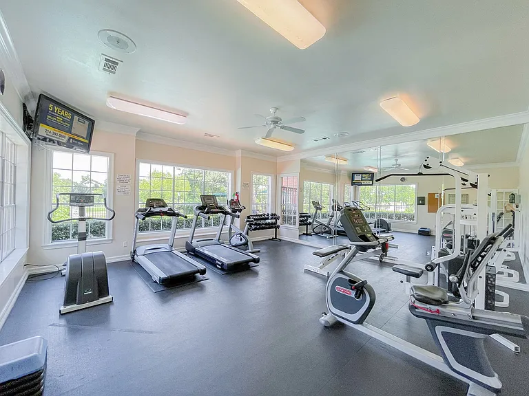 Turnberry Isle Apartment Homes — Photo 3