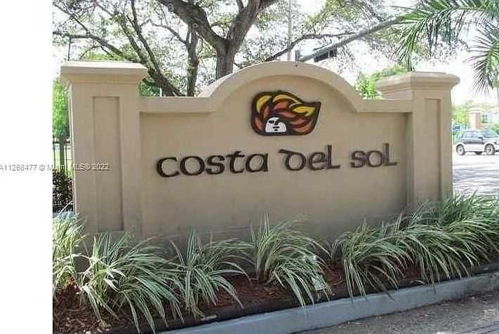 1st image of 3906 Estepona Ave