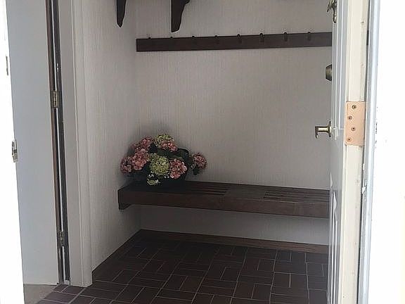 Entry Mud Room