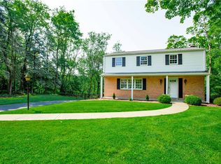 16 Highmeadow Rd, Pittsburgh, PA 15215
