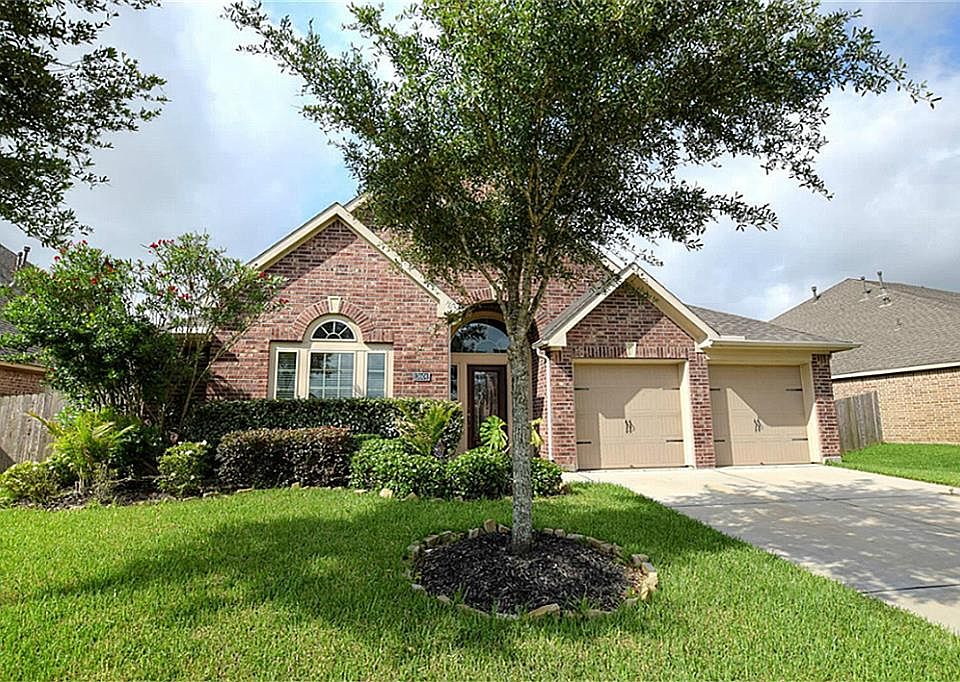 1st image of 13604 Briar Rose Dr