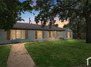 5603 Hilary St, Houston, TX 77026