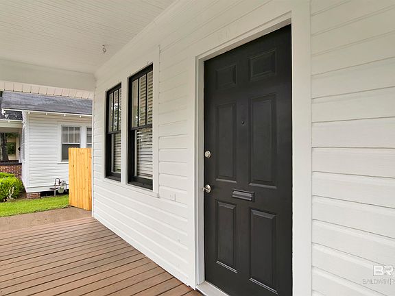 5th image of 507 Holcombe Ave