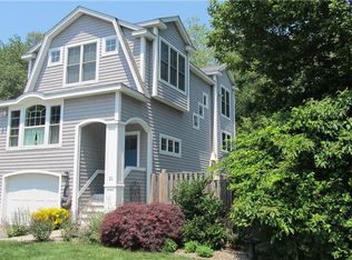 21 Brightwater Rd, Niantic, CT 06357