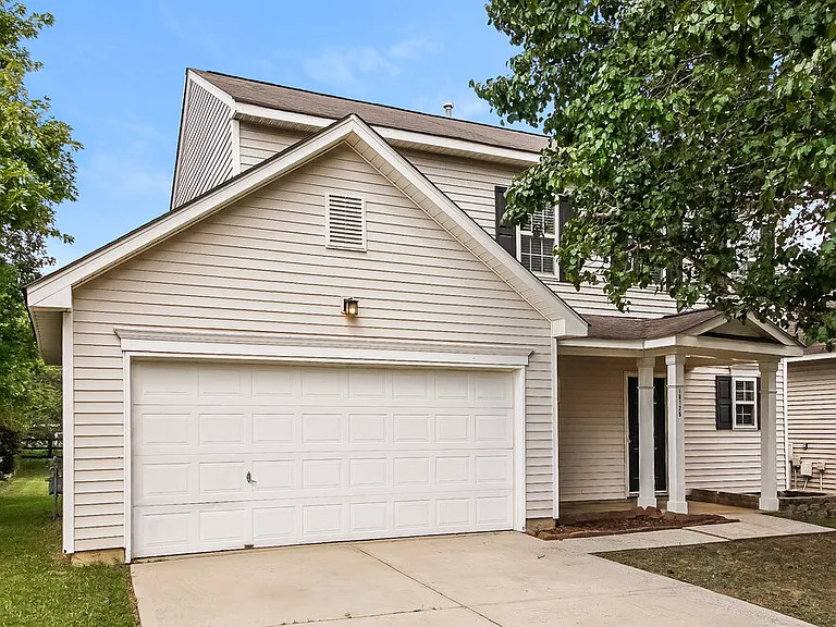 10126 Green Hedge Ave — Photo 4
