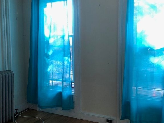 3rd image of 847 Herkimer St #1A