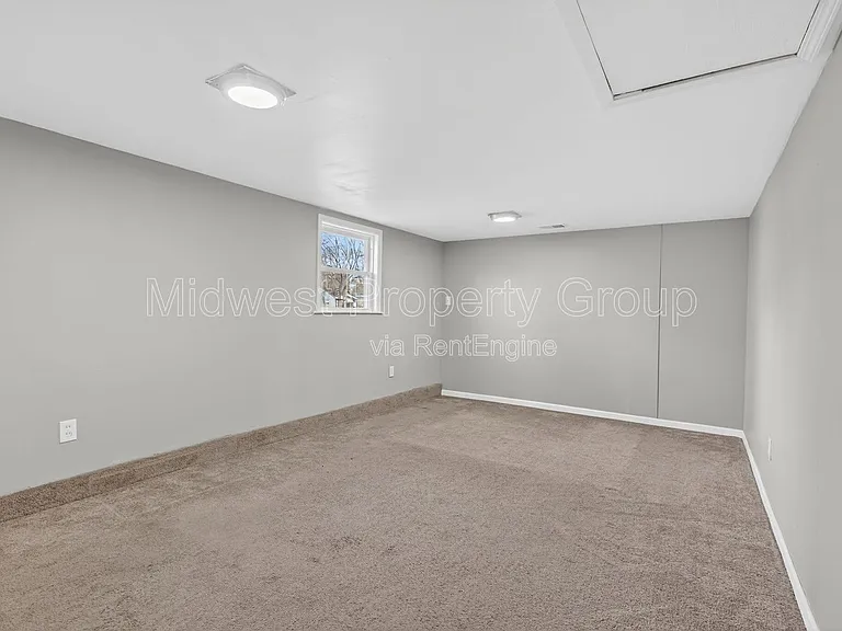 12035 Krenning Ln — Photo 22