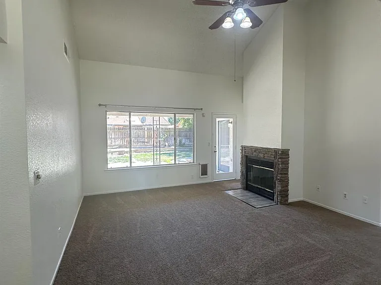 5183 W Palo Alto Ave — Photo 2