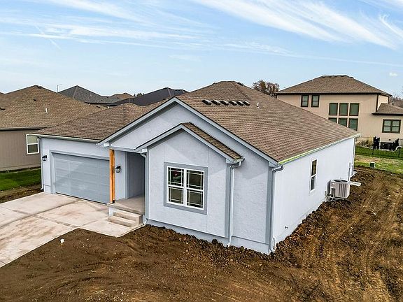 3rd image of 29359 Palmer Dr