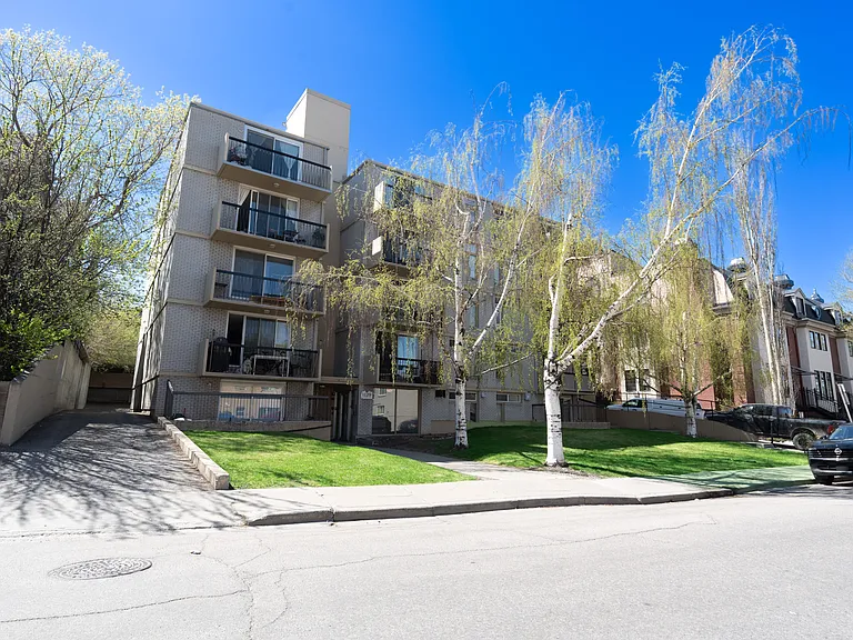1129 Cameron Ave SW #502 — Photo 2