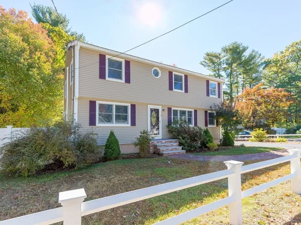 118 Lake St, Wilmington, MA 01887