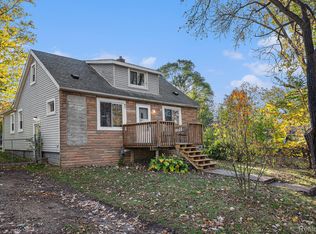 91 Waterly Ave, Waterford, MI 48328