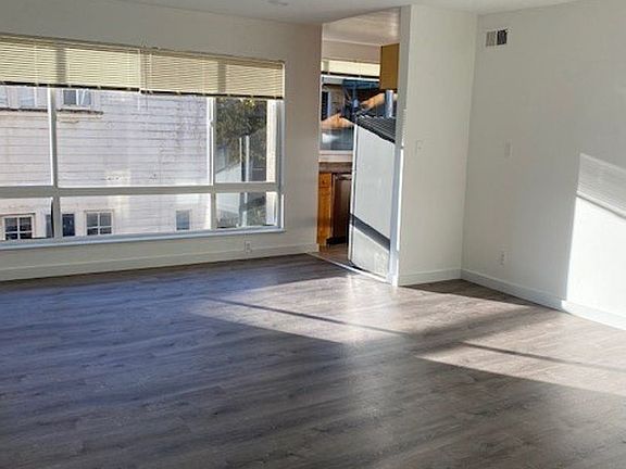 5th image of 140 Dolores St #208