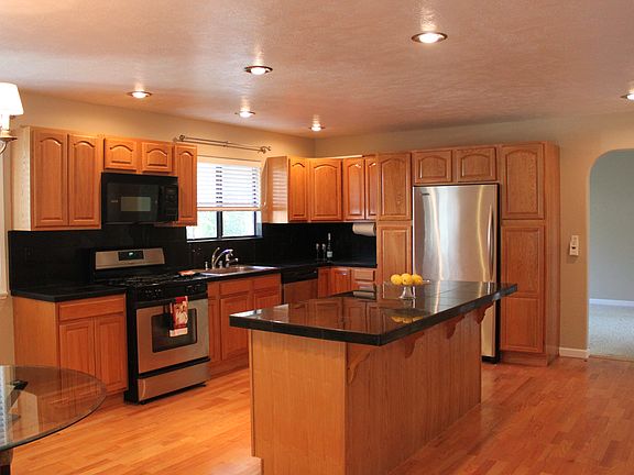 Main kitchen with granite