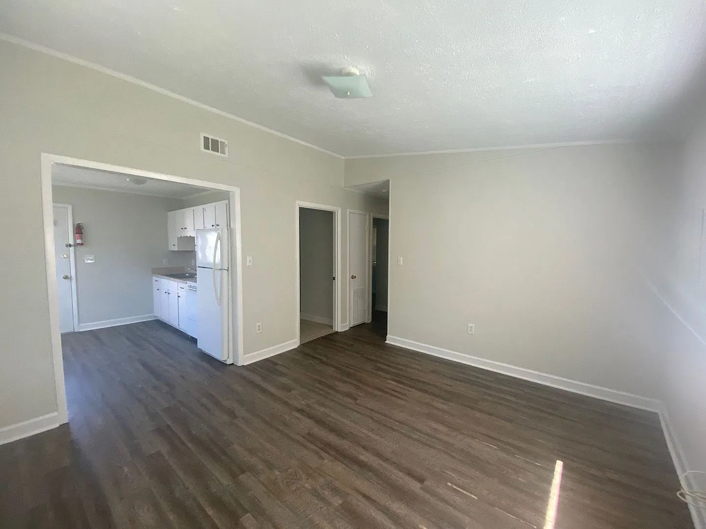 119 College Ave — Photo 2