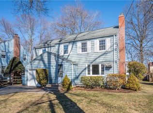 26 Craigmoor Rd, West Hartford, CT 06107