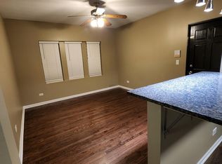 5533 W Barry Ave #1, Chicago, IL 60641