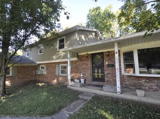 1230 Field Dr, Noblesville, IN 46060