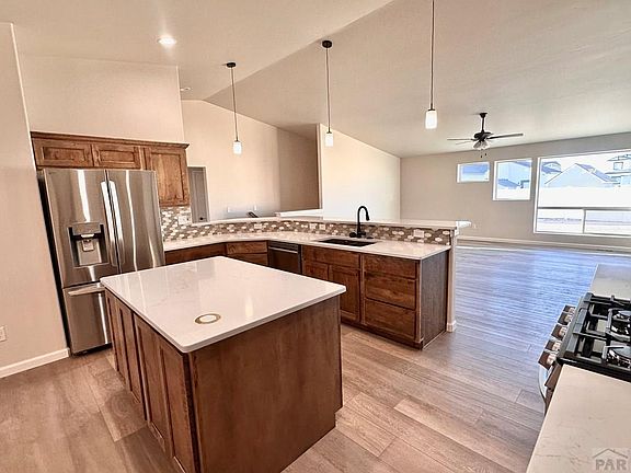 3rd image of 3406 Wapiti Ln